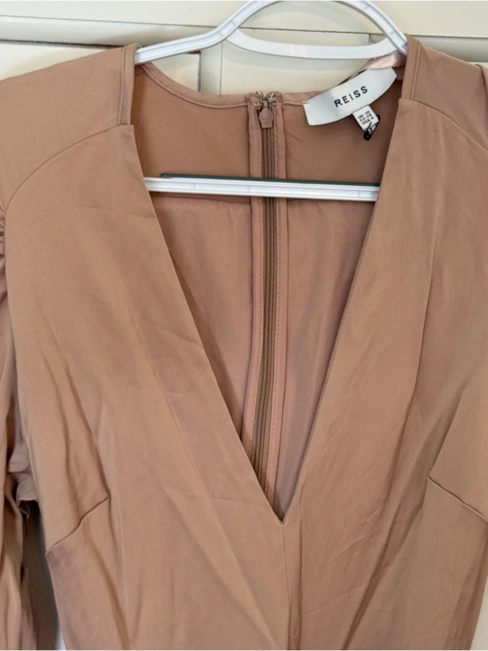 Reiss Elsa Blush Wide Leg Jumpsuit Belted V-Neck Long Sleeve Size 6 25270 - Picture 7 of 16